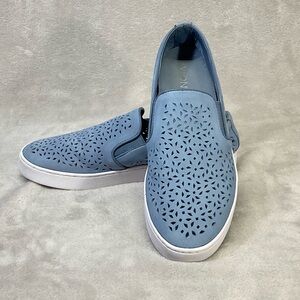 Vionic Midi Perf Leather Slip-on Sneaker Light Blue Women’s Sz 8